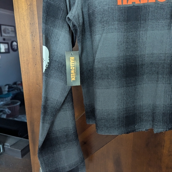 Michael Myers Halloween Ladies Flannel - Picture 4 of 4
